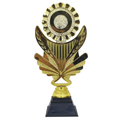 Trophy Figure 170 x 102mm